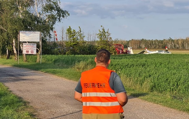 В Германии упал самолет с пассажирами, среди погибших подростки