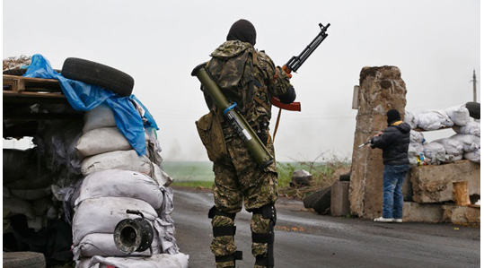 Боевики ДНР-ЛНР могут попасть в Украину за взятку: названы суммы