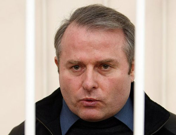 Чем Лозинский заслужил свободу: делал зарядку, мастерил кухонные доски и помогал АТО