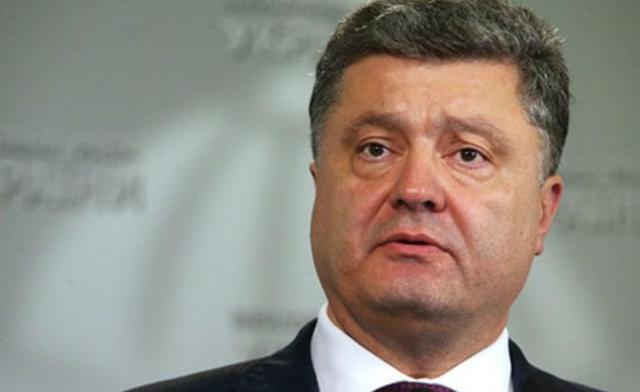 Порошенко уличен в присвоении заслуг ученых