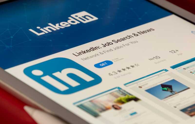 Соцсеть LinkedIn обрабатывает персональные данные для ИИ без уведомления пользователей