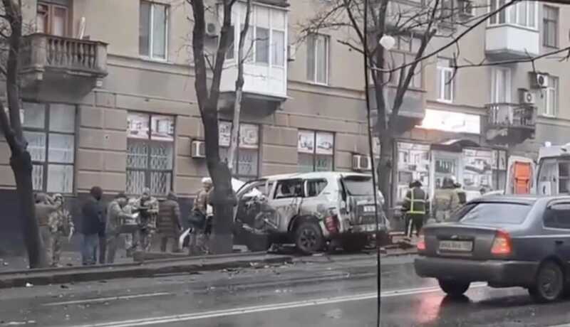 В Донецке взорвали автомобиль, предположительно с начальником Еленовской колонии