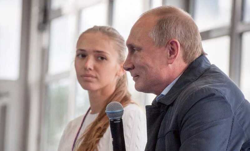 Разуваева и ее защитники: каким образом административный ресурс становится роскошью