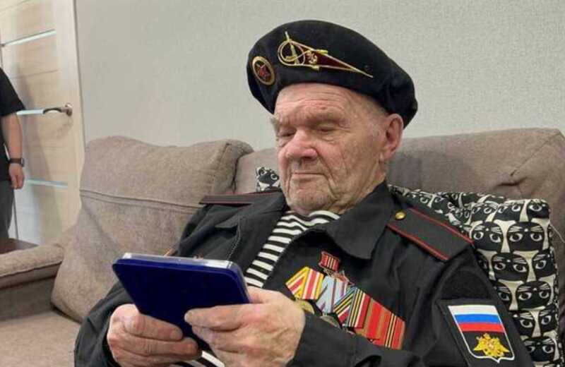 В Приморье ветерана переселили в квартиру для съёмок