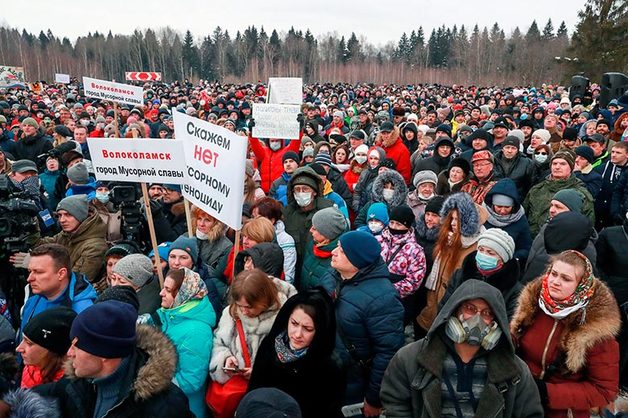 Обыски в администрациях Волоколамска и Серпуховского района связывают с «мусорными» протестами