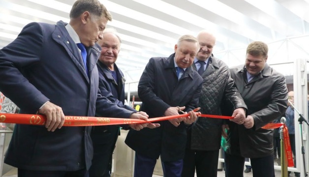 Новую станцию метро в Петербурге затопило после того, как ее торжественно открыл Беглов