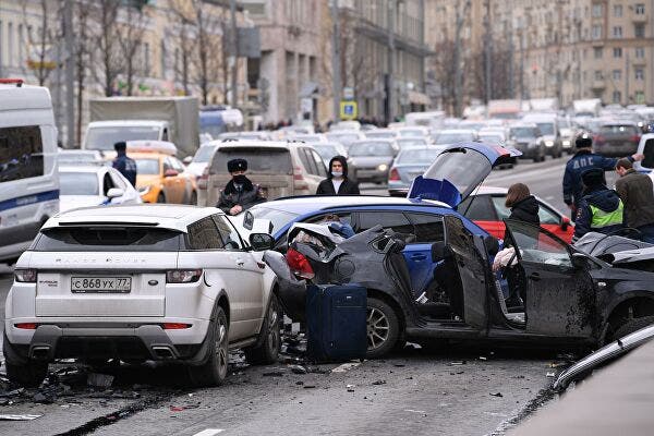 Журналисты рассекретили, кто стоит за самым масштабным фашистским интернет-форумом в РФ qzeiqkkidzridqdkmp