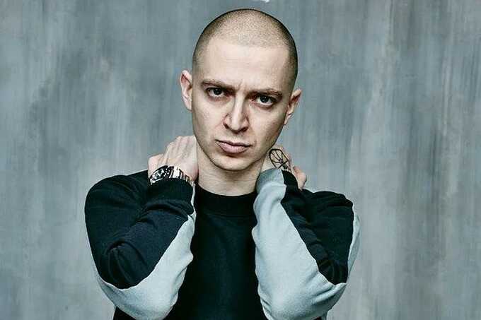 Oxxxymiron и Глуховского признали иноагентами